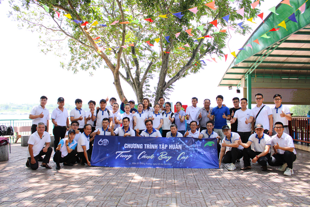 Chương trình tập huấn "Tung cánh bay cao"