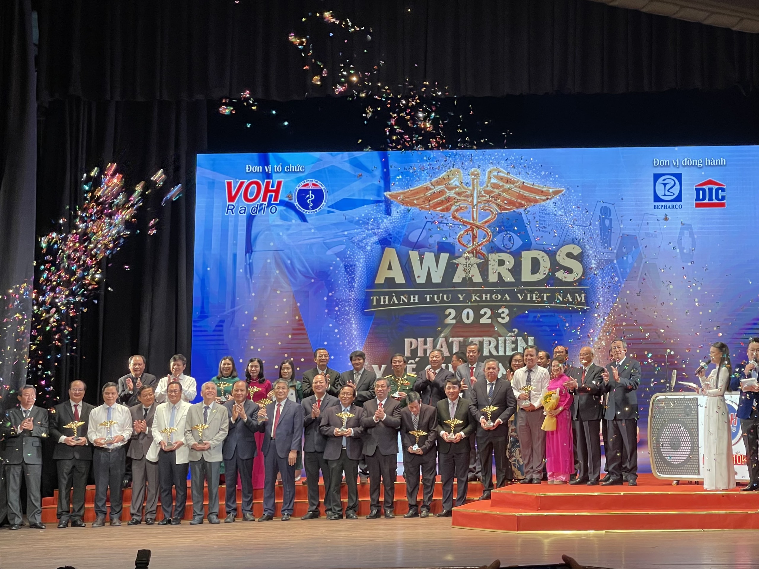 GIẢI THƯỞNG THÀNH TỰU Y KHOA VIỆT NAM 2023 - KẾT QUẢ CUỐI CÙNG ĐÃ XUẤT HIỆN