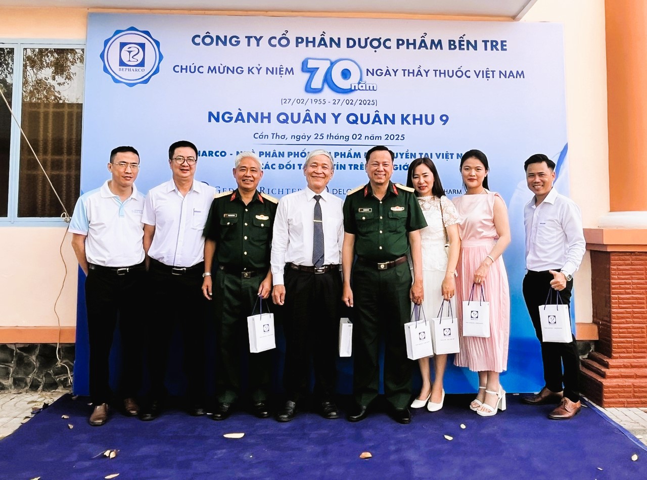 BEPHARCO ĐỒNG HÀNH CÙNG QUÂN Y QUÂN KHU 9, TÔN VINH 70 NĂM NGÀY THẦY THUỐC VIỆT NAM
