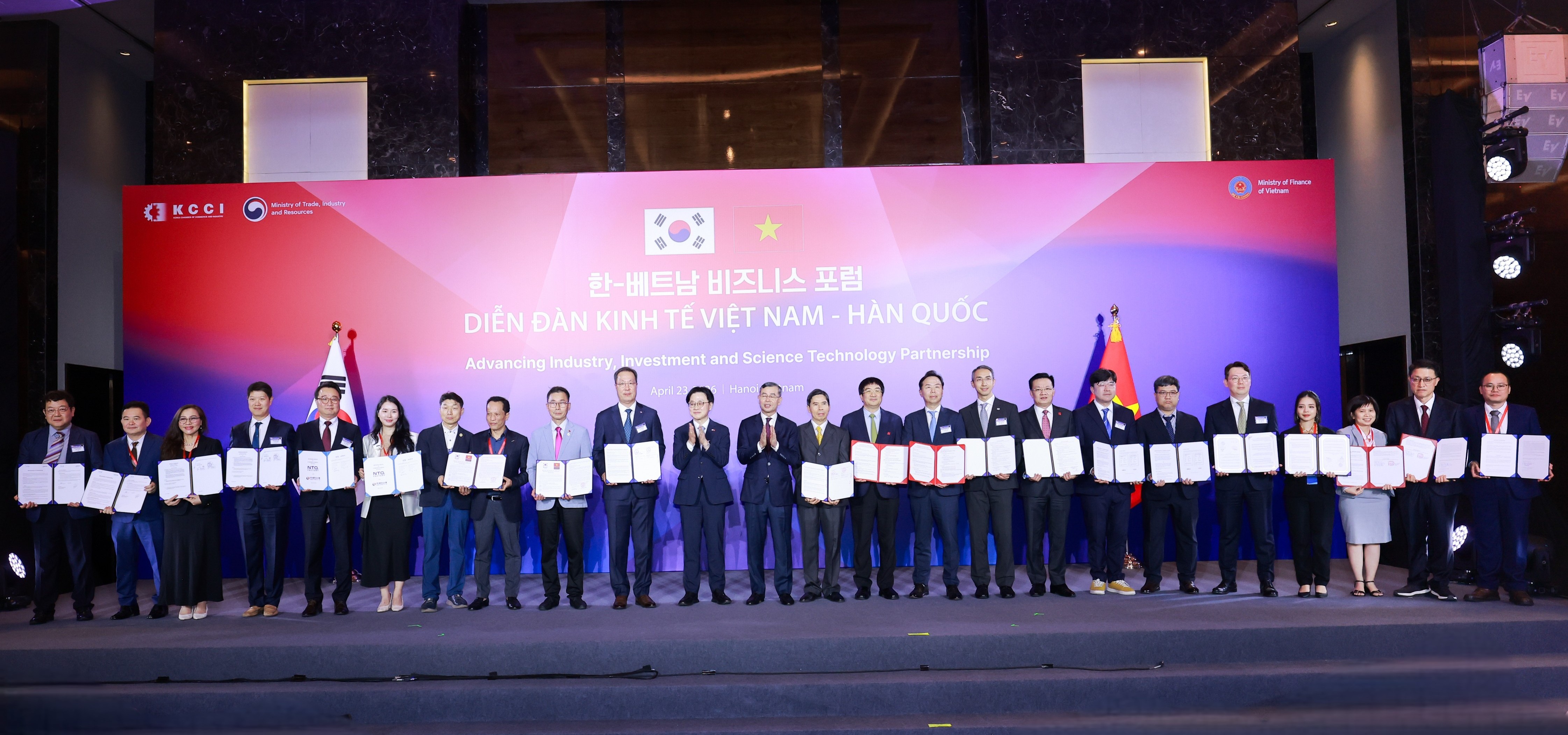 LỄ KÝ KẾT BIÊN BẢN GHI NHỚ (MOU) GIỮA BEPHARCO VÀ HYUNDAI BIOSCIENCE TRONG KHUÔN KHỔ DIỄN ĐÀN KINH TẾ VIỆT NAM - HÀN QUỐC 2026